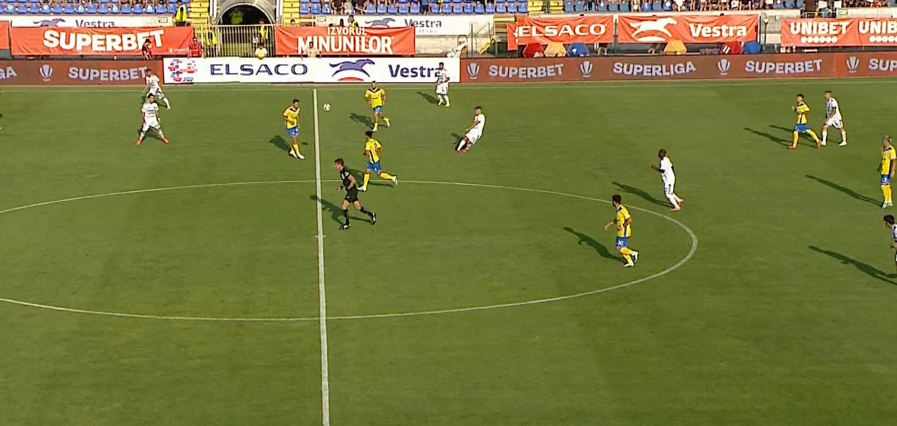 FC Botoșani - Farul 1-1, ACUM, pe Digi Sport 1. GOOOL! Cojocaru a restabilit egalitatea! Dican a fost eliminat