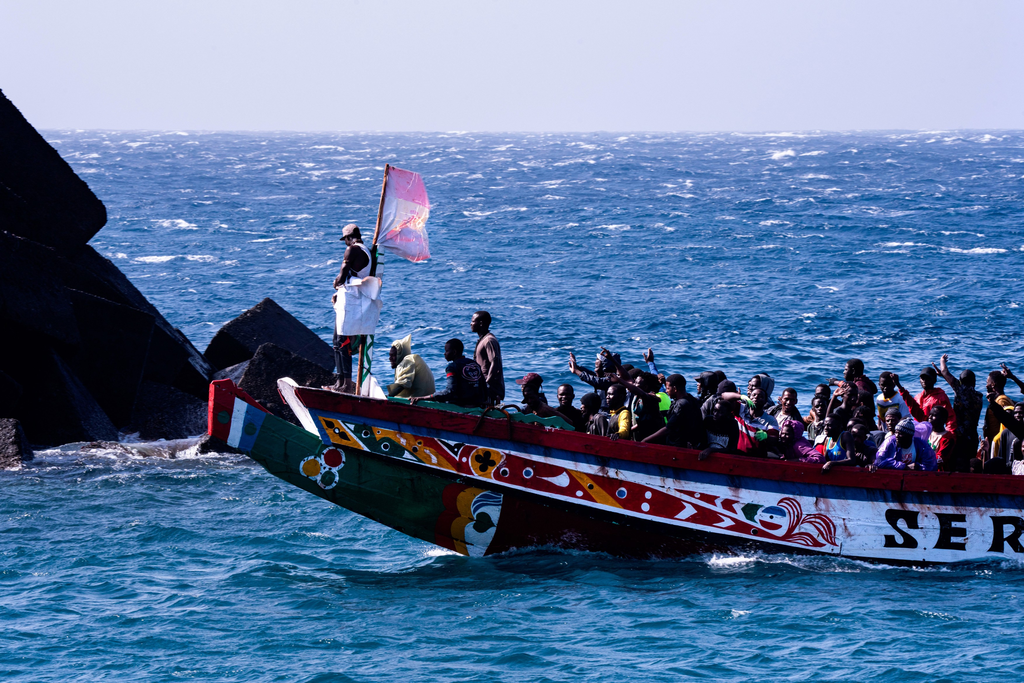 Jucătorul din SuperLigă fugit cu o barcă de refugiați din Africa a plutit zile întregi pe mare: "Puteam să mor în orice clipă"