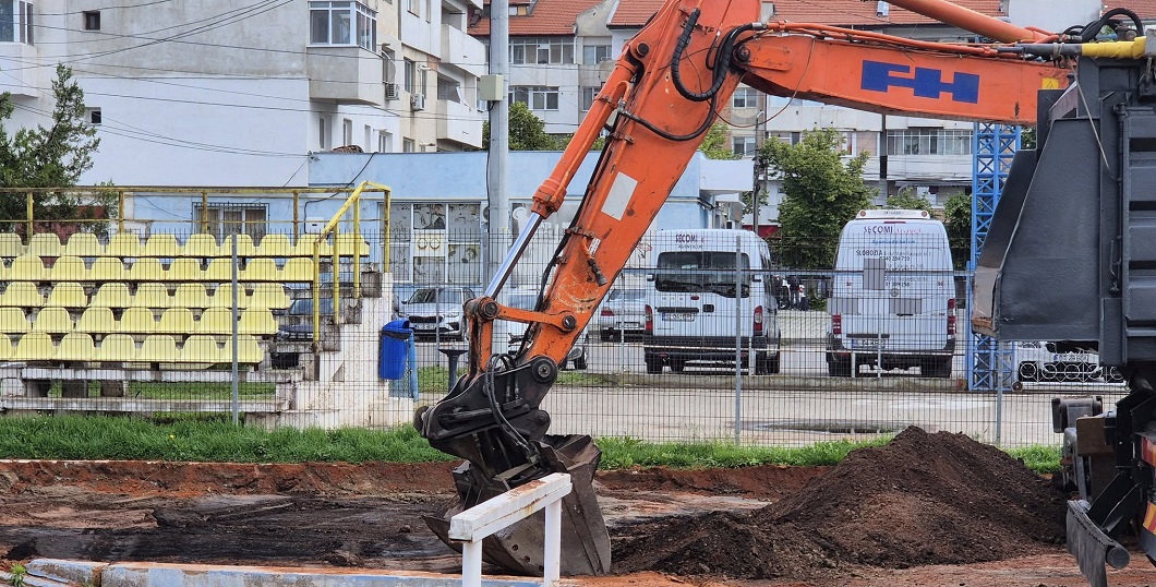 Au intrat buldozerele! Stadionul echipei din SuperLiga, transformare totală