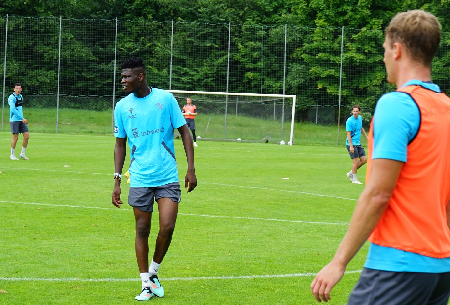 Emmanuel Yeboah, fostul atacant de la CFR Cluj, a semnat cu noua echipă