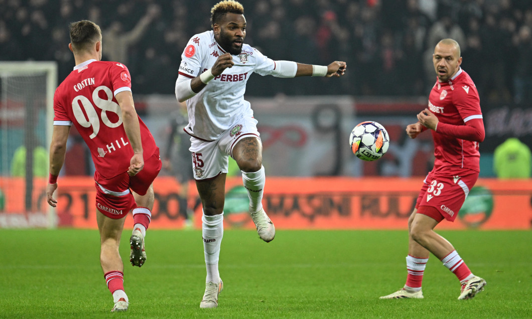 FOTBAL:DINAMO BUCURESTI-RAPID BUCURESTI, SUPERLIGA SUPERBET (22.12.2024)