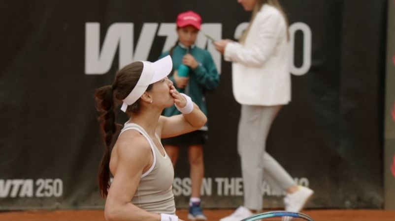 Sorana Cîrstea - Maria Carle 6-1, 6-4. Calificare în semifinale pentru ”Sori”, la WTA Iași