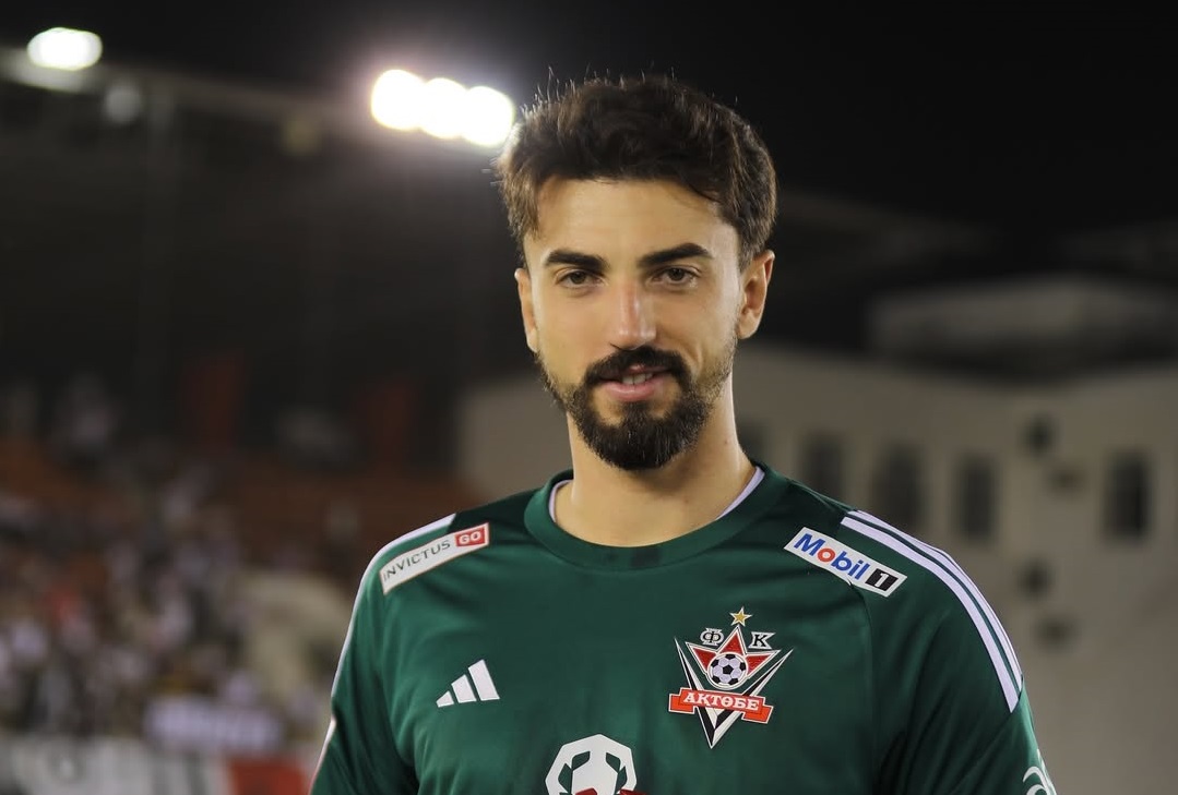 Andrei Vlad face minuni în Kazakhstan! Ales omul meciului după mai multe parade la Aktobe