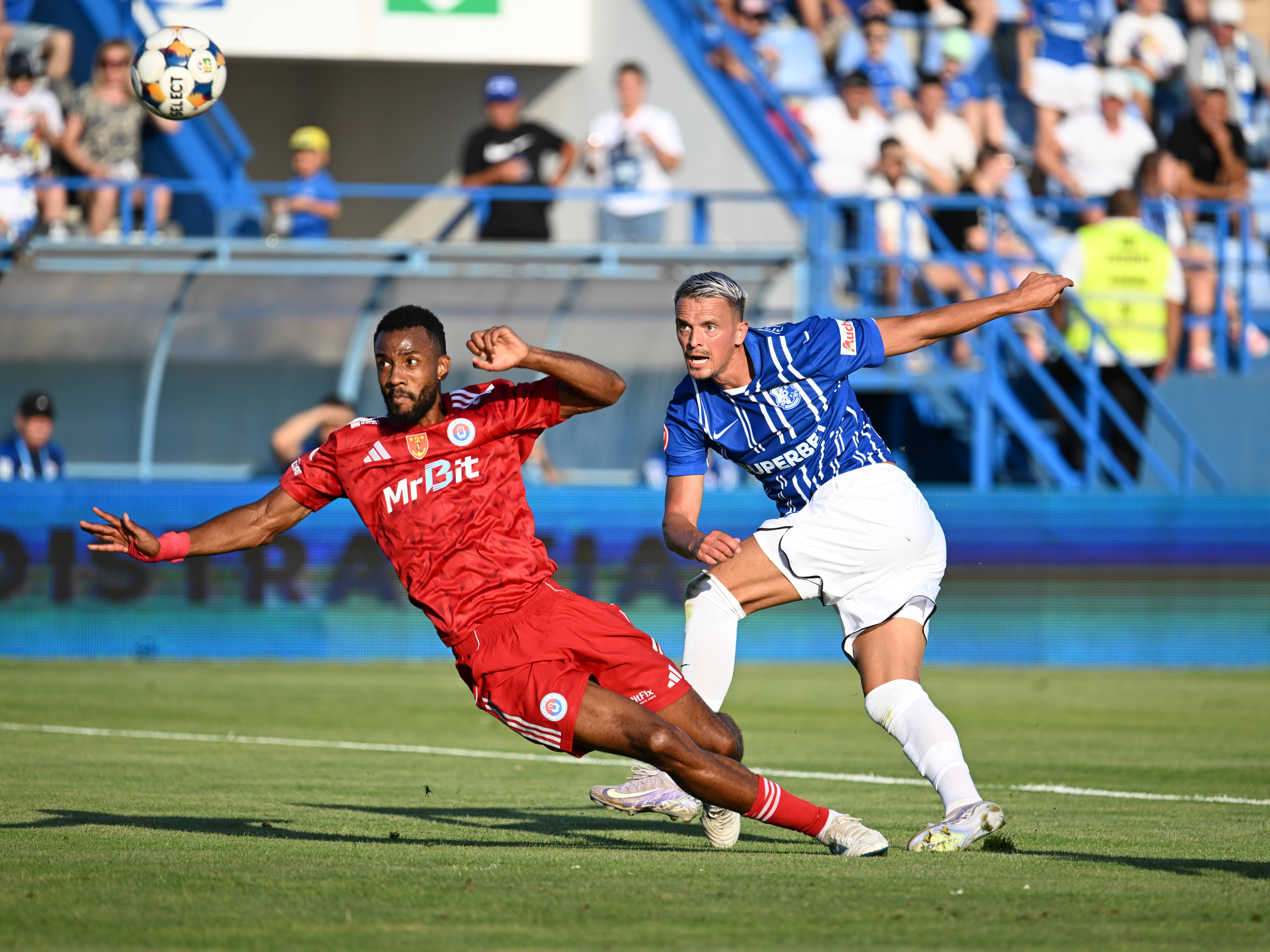 Farul - Oțelul 3-2. "Marinarii" au dat lovitura în 10 oameni, în minutul 87! Meci cu de toate la Ovidiu