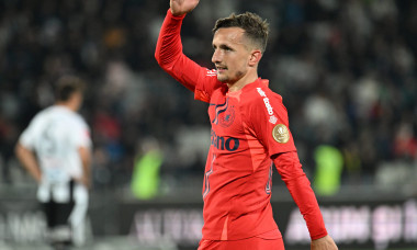 FOTBAL:UNIVERSITATEA CLUJ-FCSB, PLAY OFF SUPERLIGA SUPERBET (11.05.2025)
