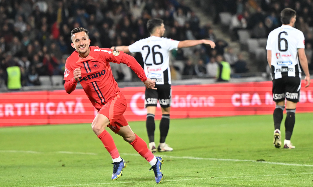 FOTBAL:UNIVERSITATEA CLUJ-FCSB, PLAY OFF SUPERLIGA SUPERBET (11.05.2025)