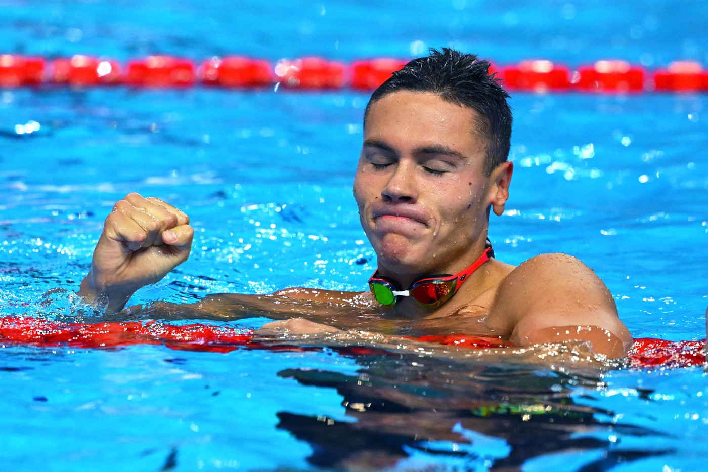 Reacția lui David Popovici, după ce s-a calificat în semifinale la 100 m liber: "Exact cum trebuie"