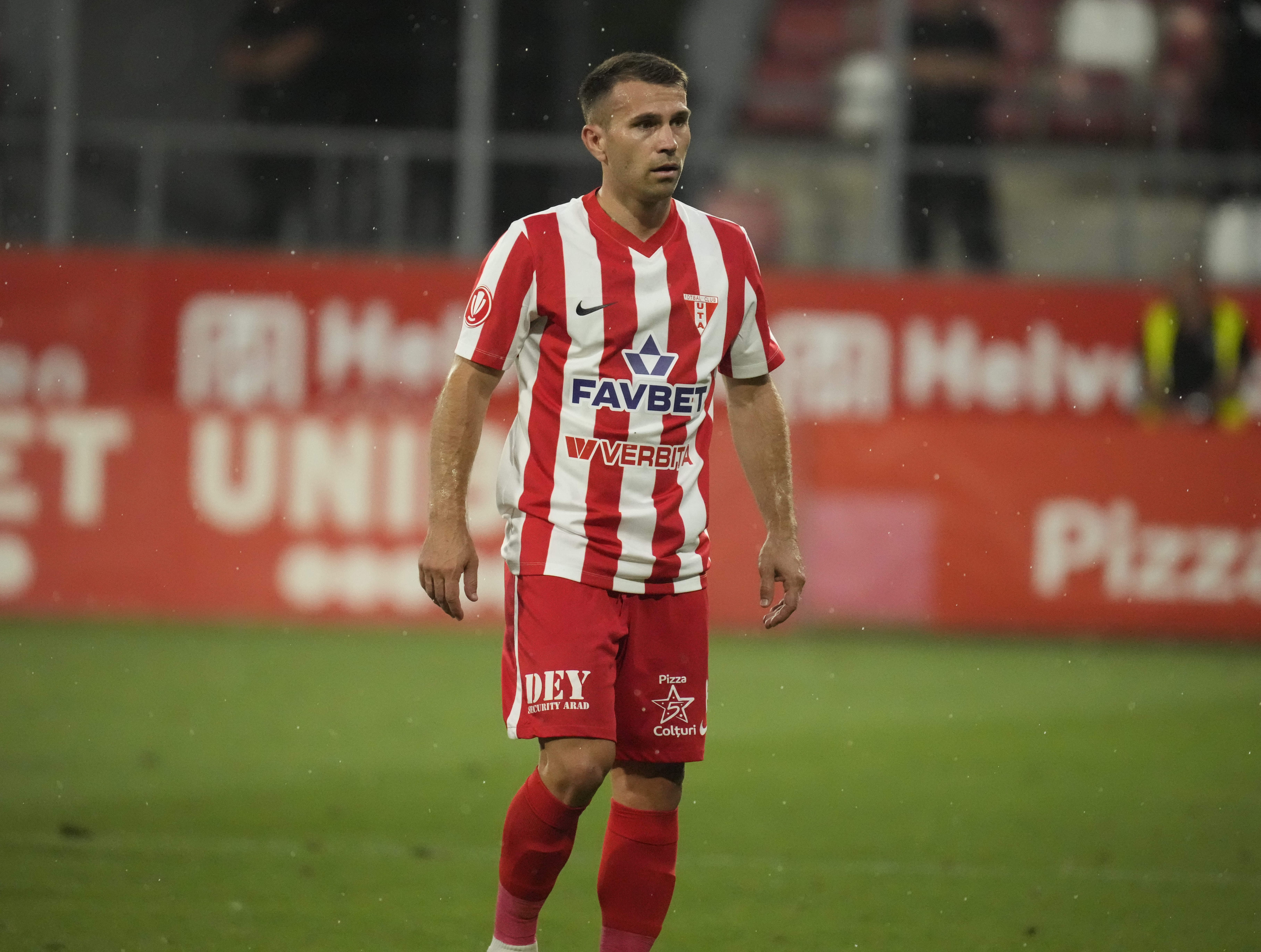 Reacția lui Alin Roman, după ce a marcat golul victoriei în Petrolul - UTA 1-2