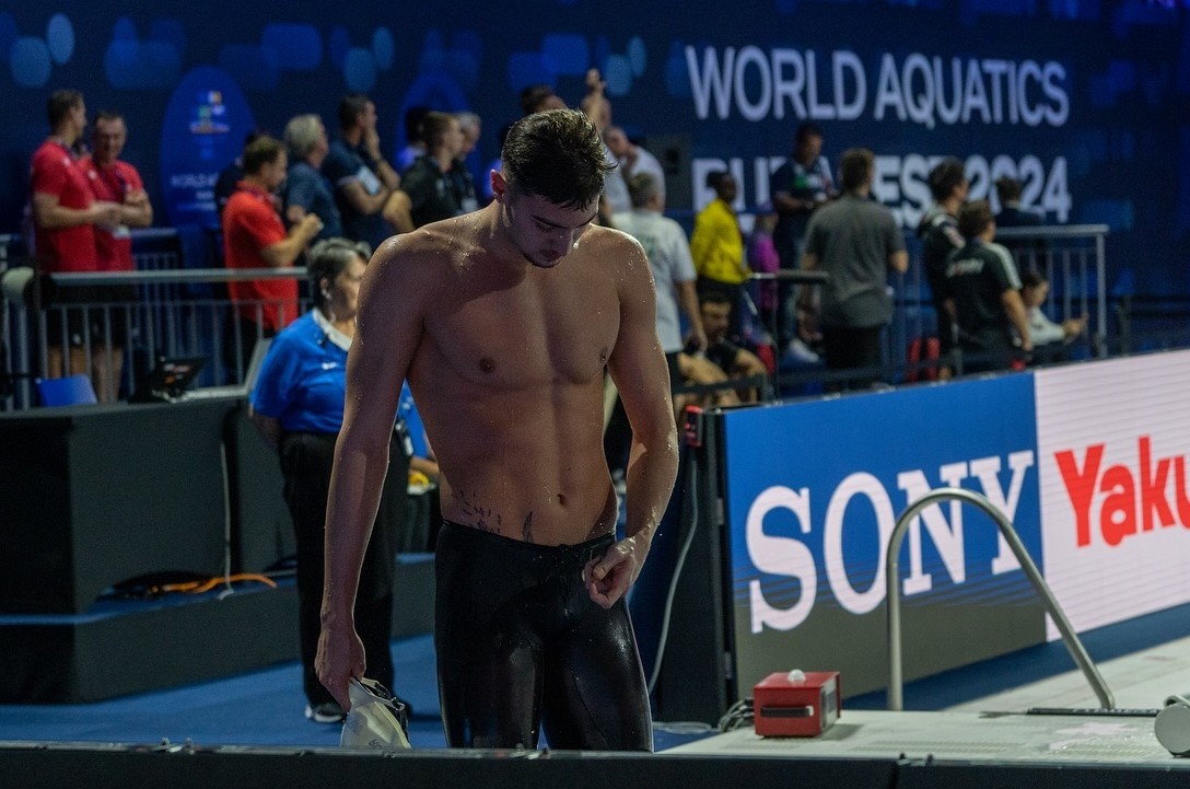 Denis Popescu s-a oprit în serii și la 50 m spate. România se întoarce cu trei medalii de la Singapore