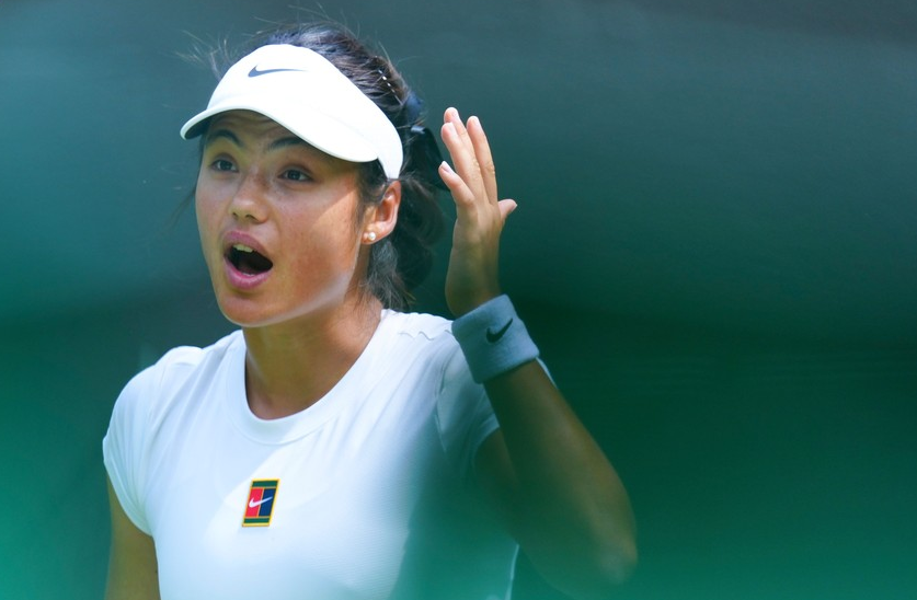Emma Răducanu a fost ”demolată” de Amanda Anisimova la WTA Montreal!