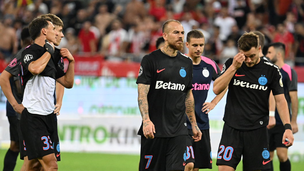 I-a văzut în Dinamo - FCSB și a trecut la jigniri: ”'Petardele' etapei” + ”O mare țeapă”. Nici Gigi Becali nu a scăpat
