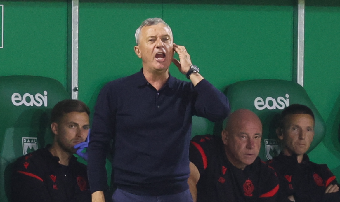 Mircea Rednic a repetat aceeași ”placă” din România, după pasul greșit făcut la Standard Liege: ”Probleme!”