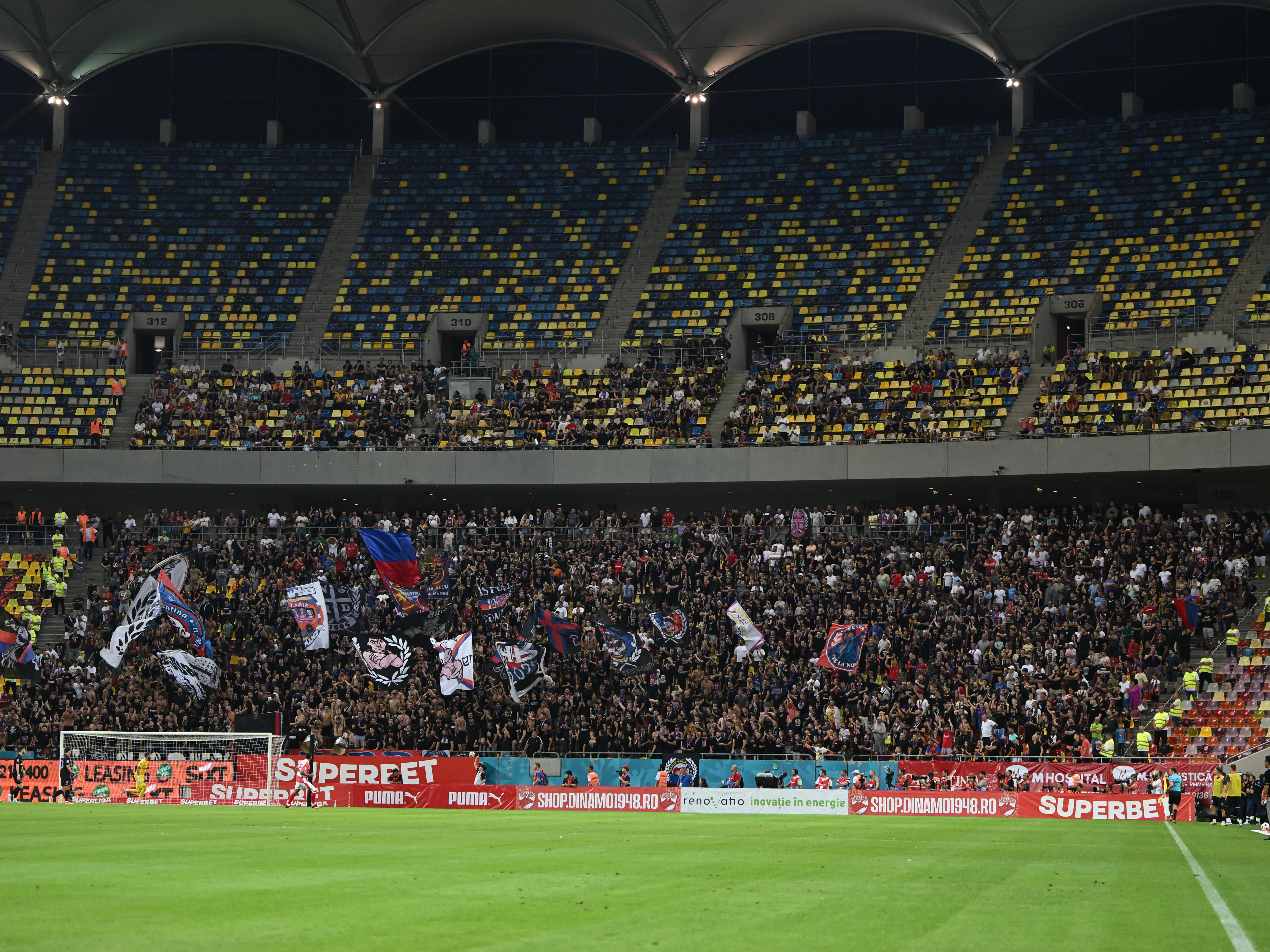 Jucătorii de la FCSB au primit un mesaj clar de la Peluza Nord, a doua zi după înfrângerea cu Dinamo