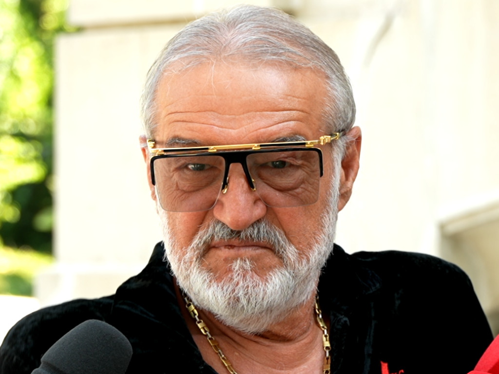 Gigi Becali era gata să ia o decizie radicală la meciul cu Bologna: ”Voiam să-l scot în minutul 10!”