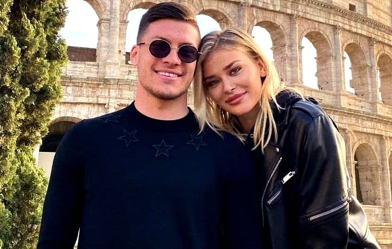 Luka Jovic a semnat pe 2 ani! Va fi coleg cu un român