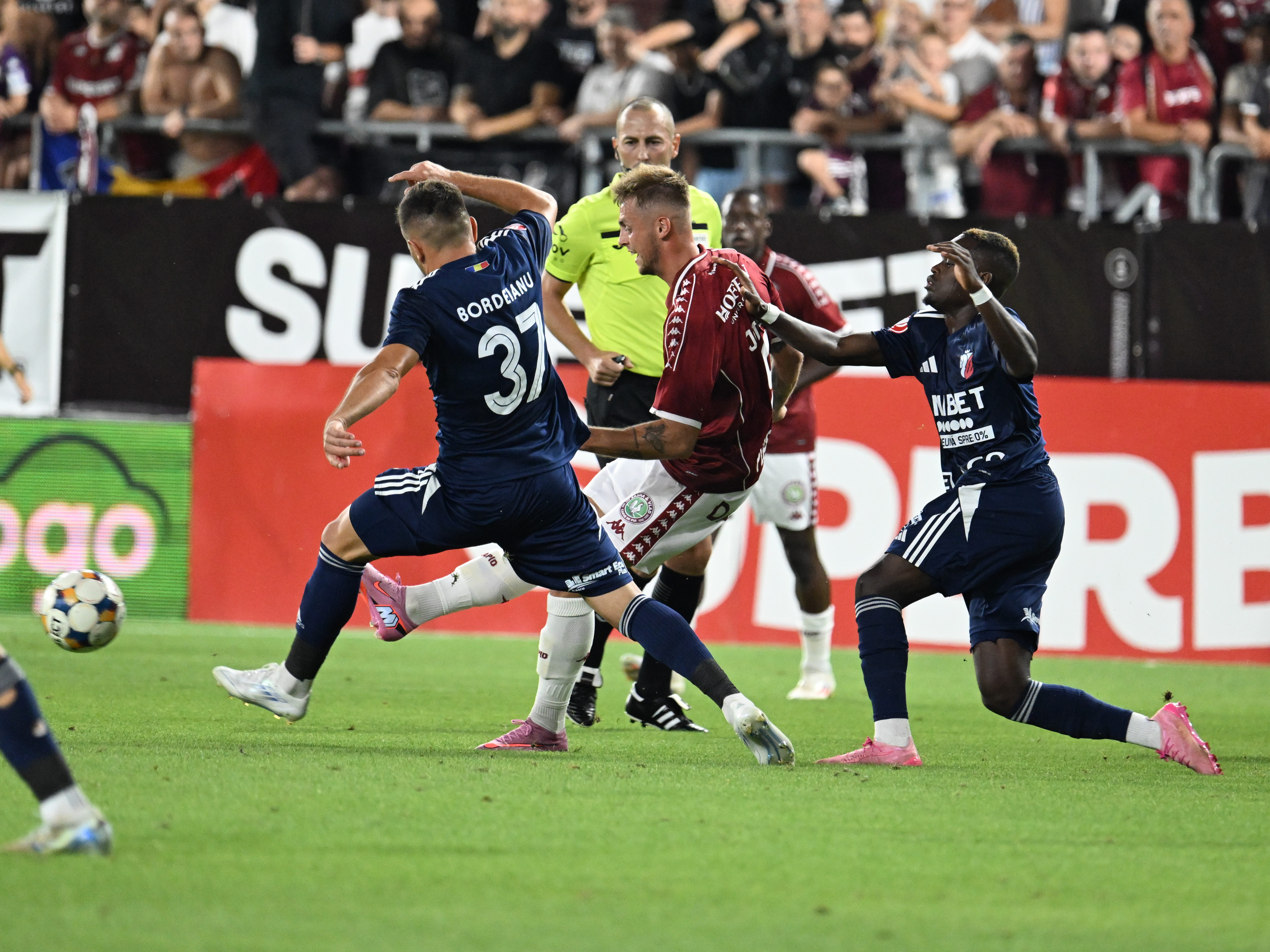 Rapid - FC Botoșani 2-1. Giuleștenii s-au impus la limită și au devenit lideri. Antoine Baroan, ”dublă”