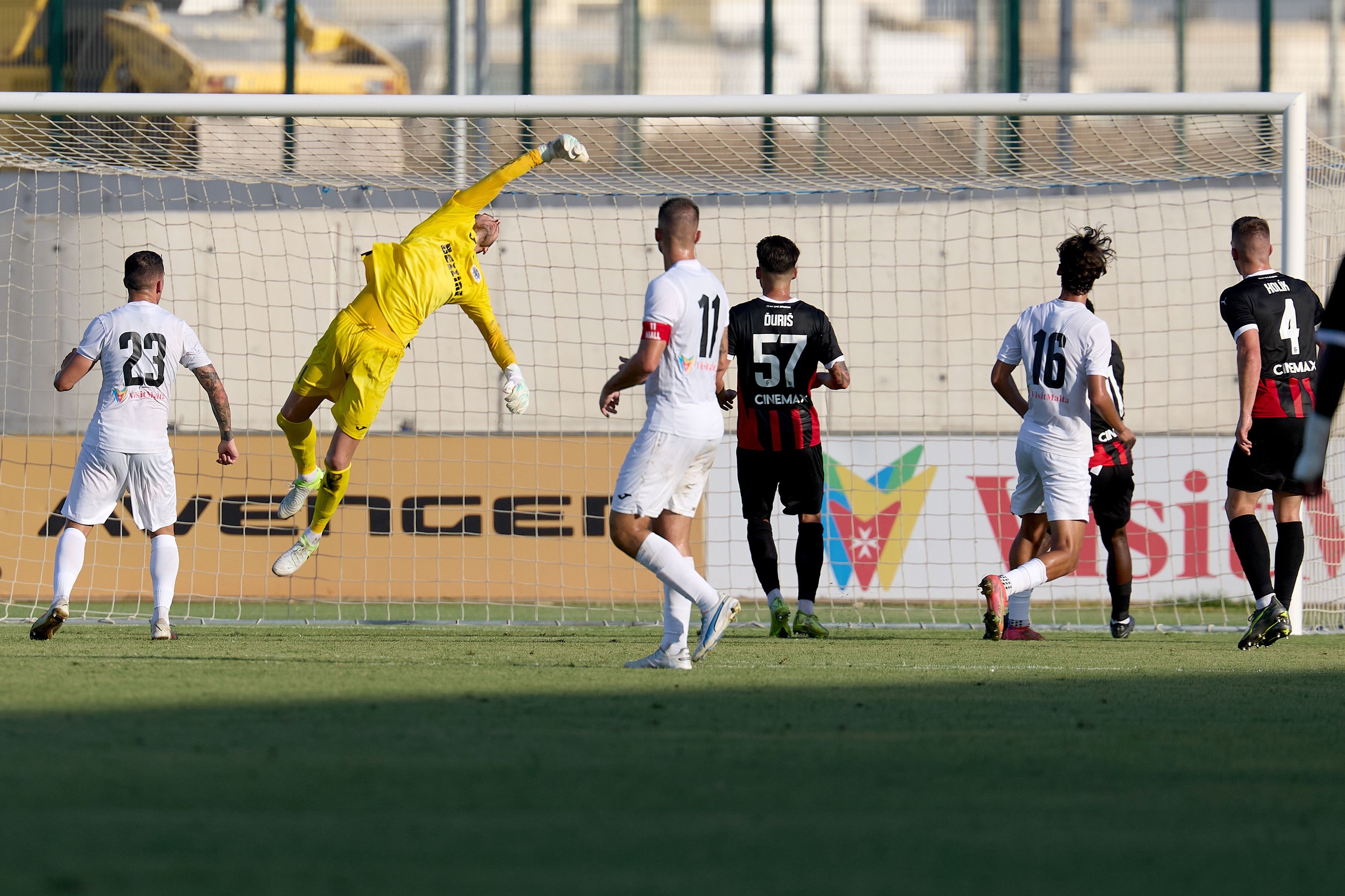 Românul care a jucat împotriva lui Spartak Trnava a avertizat-o pe Craiova: ”Au foarte multă forță”