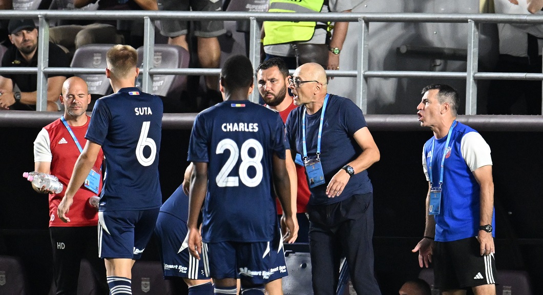 Grozavu, atac dur la adresa lui Angelescu: ”Să nu ne învețe el pe noi cum e cu fotbalul”