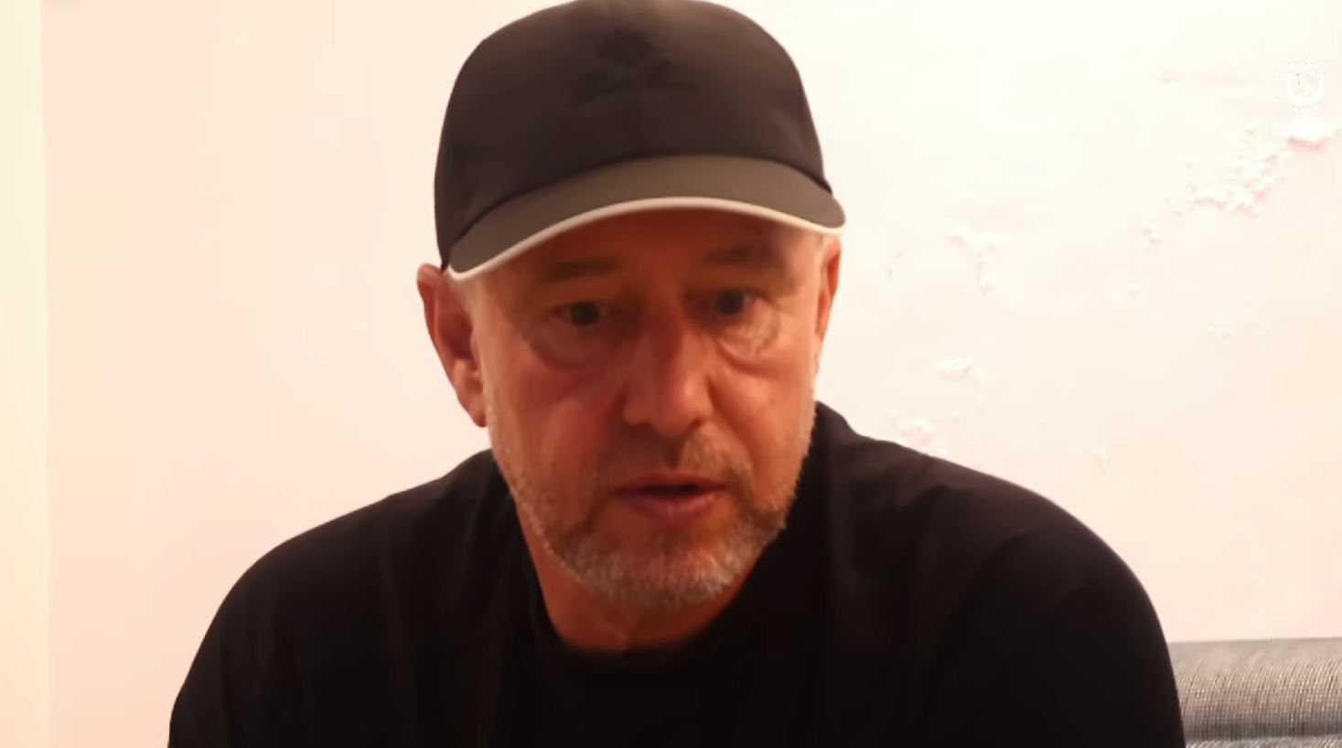 Ce a postat Laurențiu Reghecampf, după ce a semnat în Sudan