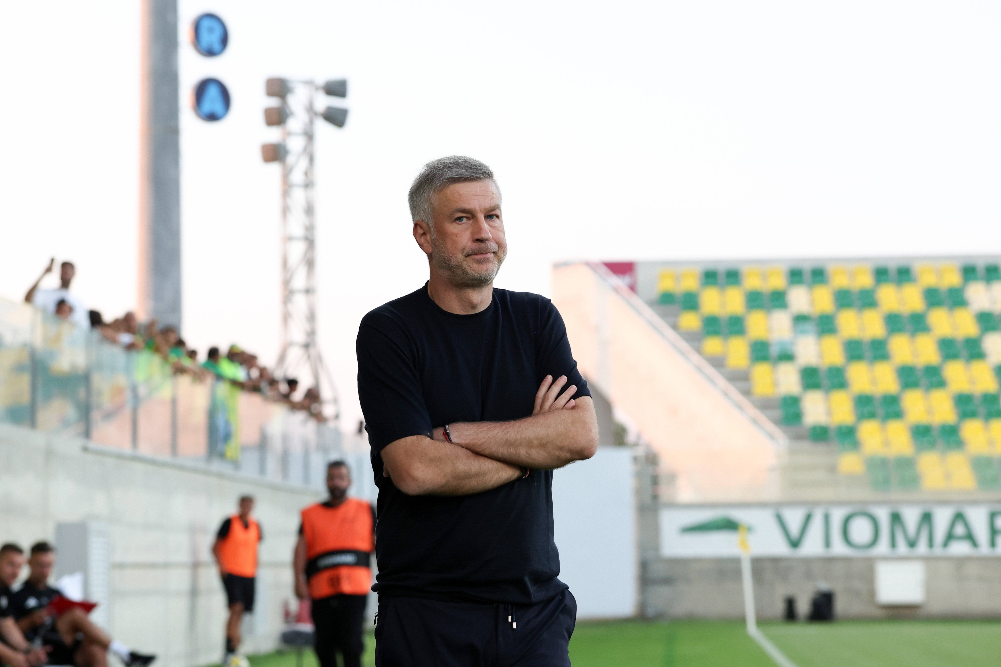 Reacția lui Edi Iordănescu, după "corecția" suferită în Cipru de Legia: "Îmi cer scuze"