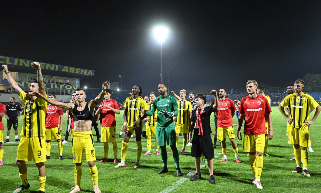 METALOGLOBUS BUCURESTI-DINAMO BUCURESTI, SUPERLIGA SUPERBET (8.08.2025) (1)