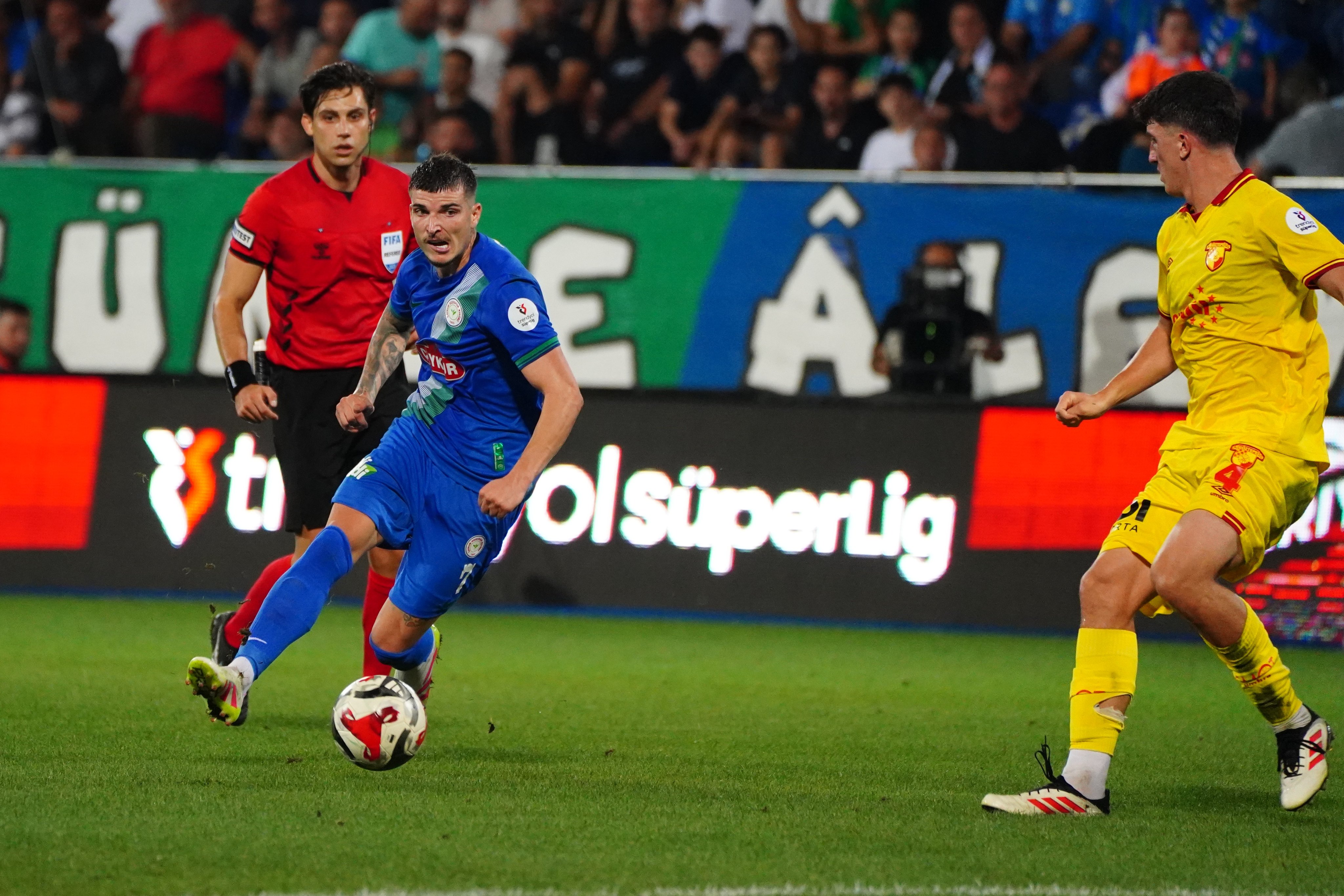 Valentin Mihăilă a debutat la Rizespor! Nota primită, după meciul cu 3 goluri din Turcia