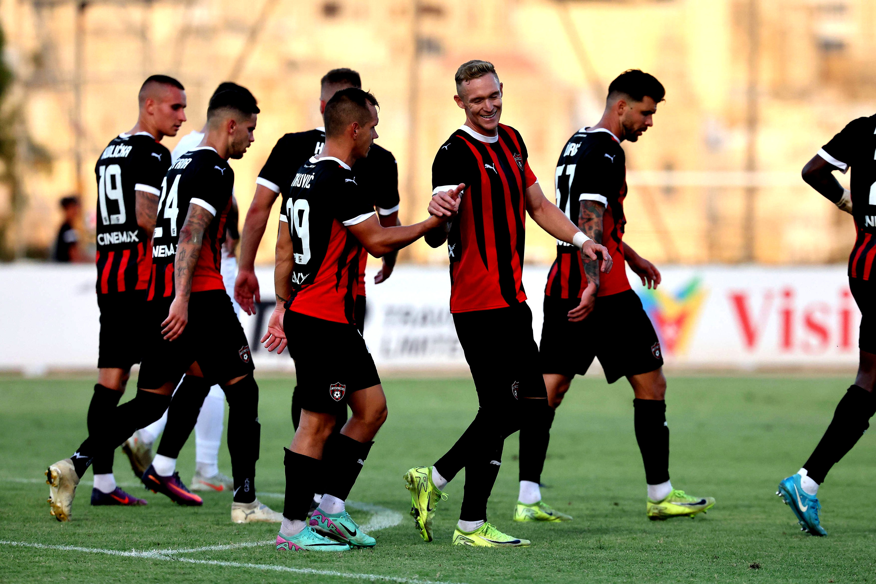 3 din 3! Au bătut iar în campionat și acum se pregătesc să-i scoată pe români din Europa