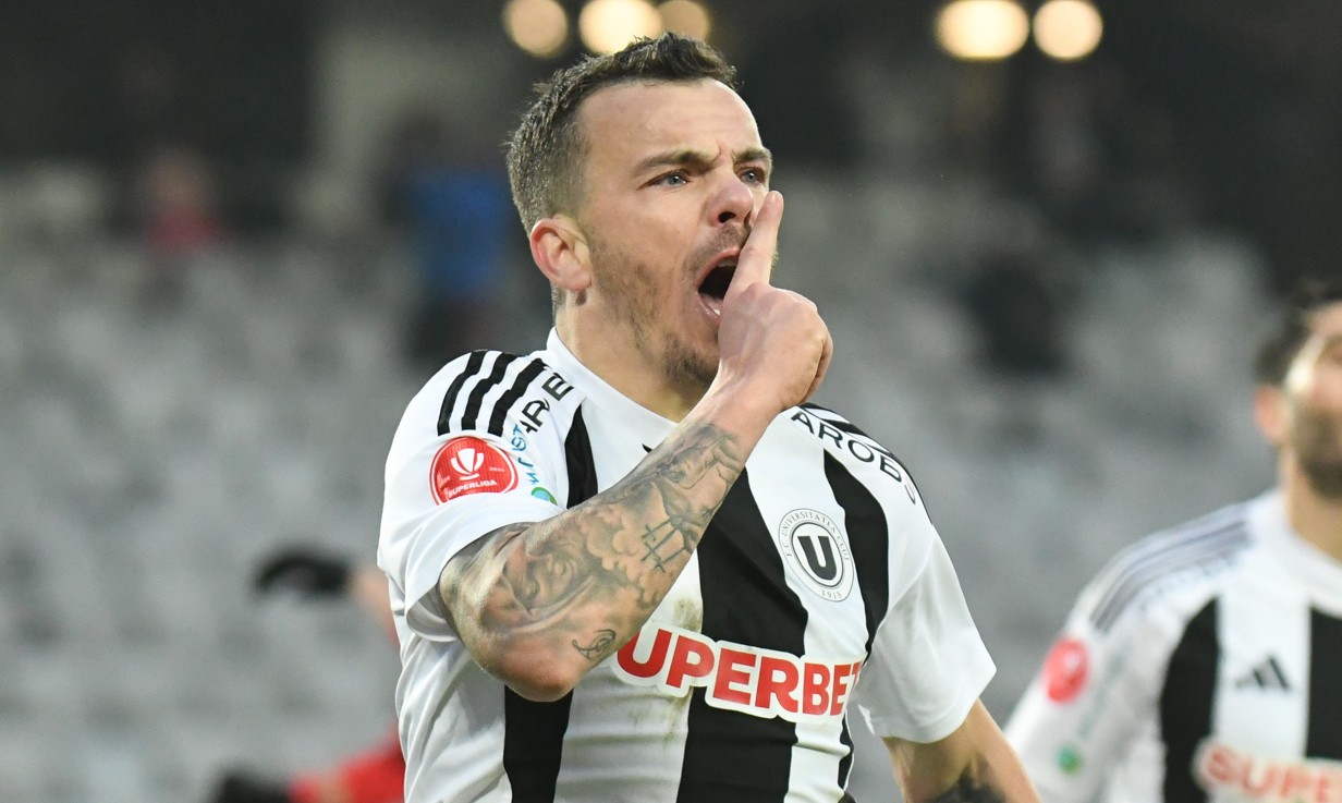 Imagine Stire Fără precedent! Dan Nistor i-a făcut ”praf”, după Rapid - ”U” Cluj: ”Își bat joc!” | 2review.ro