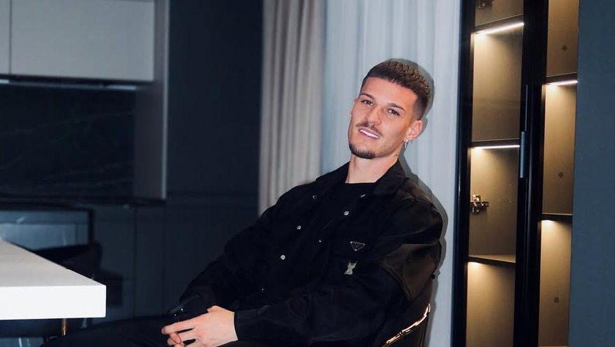 Cum au reacționat olandezii când au aflat ce salariu va avea Dennis Man la PSV