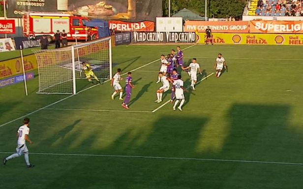 Încă o fază controversată în SuperLigă! FC Argeș a cerut gol în meciul cu FC Botoșani