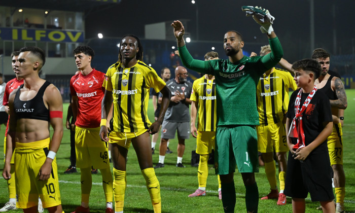 FOTBAL:METALOGLOBUS BUCURESTI-DINAMO BUCURESTI, SUPERLIGA SUPERBET (8.08.2025)