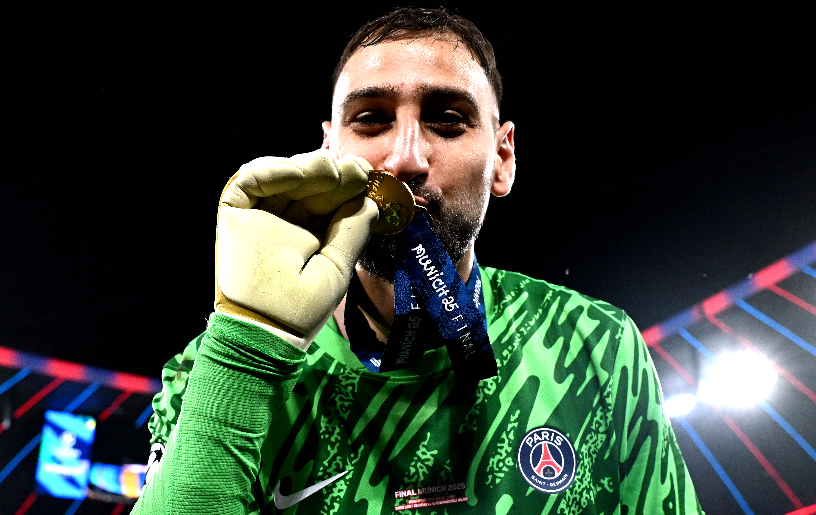 Răsturnare de situație: au reușit să-l deturneze pe Gianluigi Donnarumma!