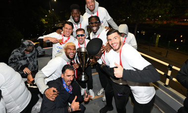 FOTBAL:SARBATOARE AUTOCAR FCSB CASTIGAREA SUPERLIGII SUPERBET (17.05.2025)