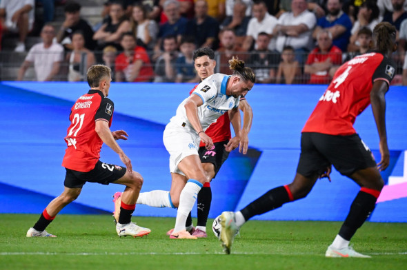 Match de football en ligue 1 - Rennes l'emporte 1-0 sur Marseille au Roazhon Park