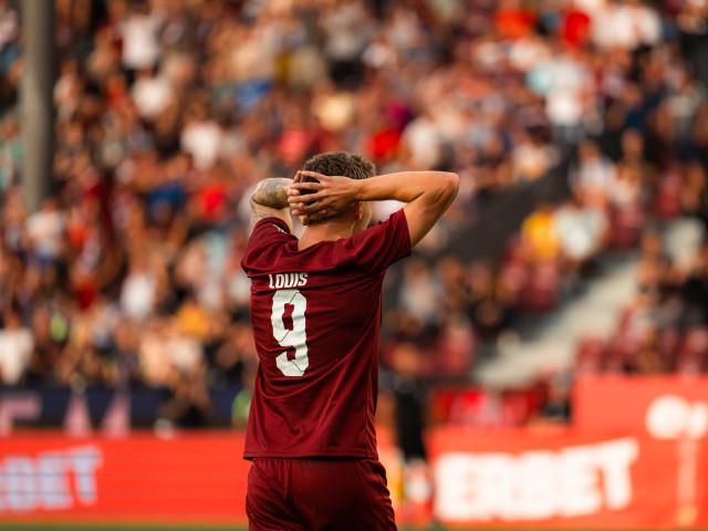 ”L-au oprit de la antrenamente! N-ai cum”. A spus totul despre Louis Munteanu! + Atacantul, dorit de un club uriaș