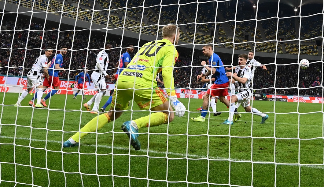 Când ar putea debuta Thiam la FCSB!
