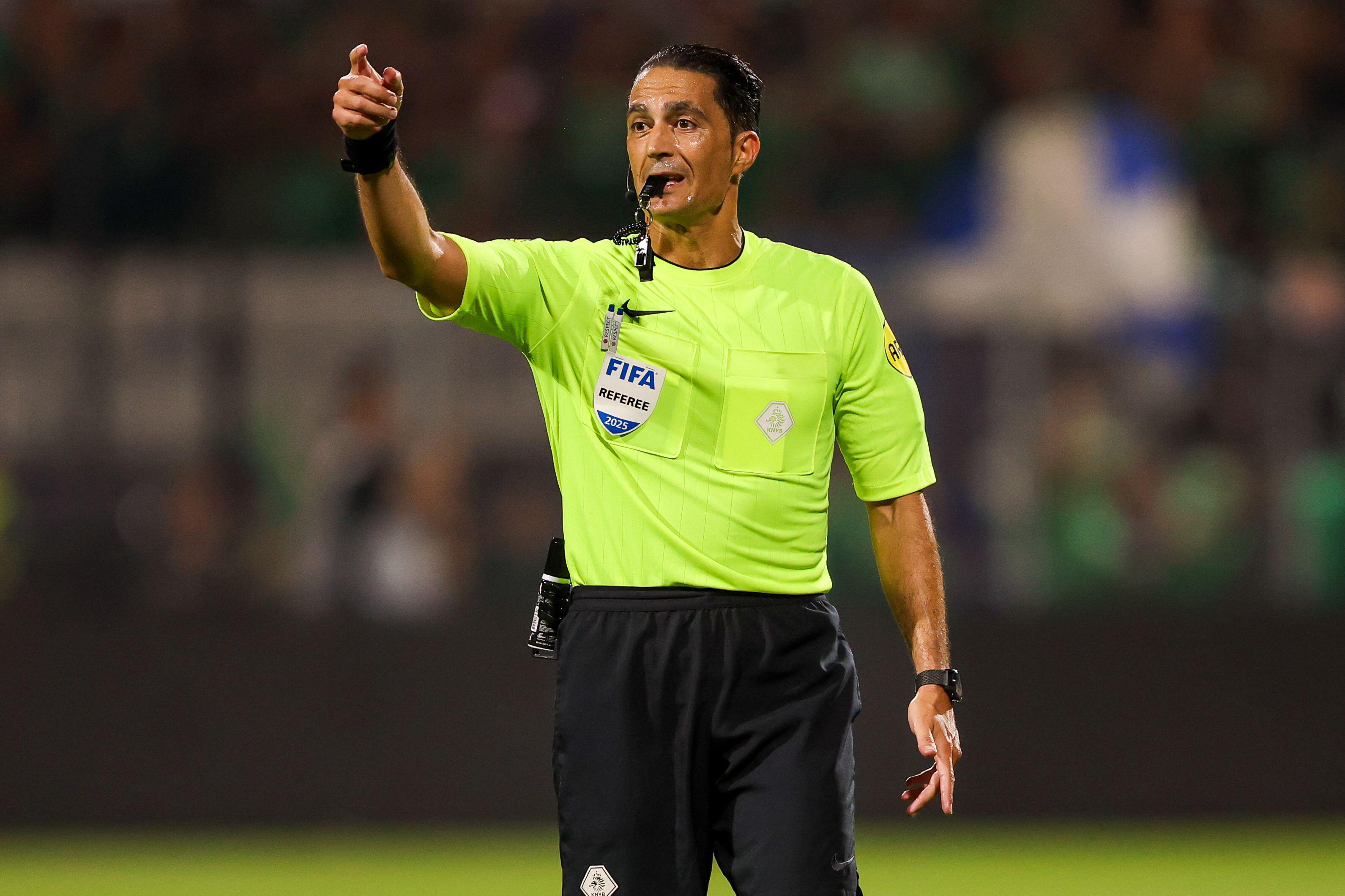 Pericol pentru FCSB? "Cel mai slab arbitru din lume" va conduce partida cu Aberdeen