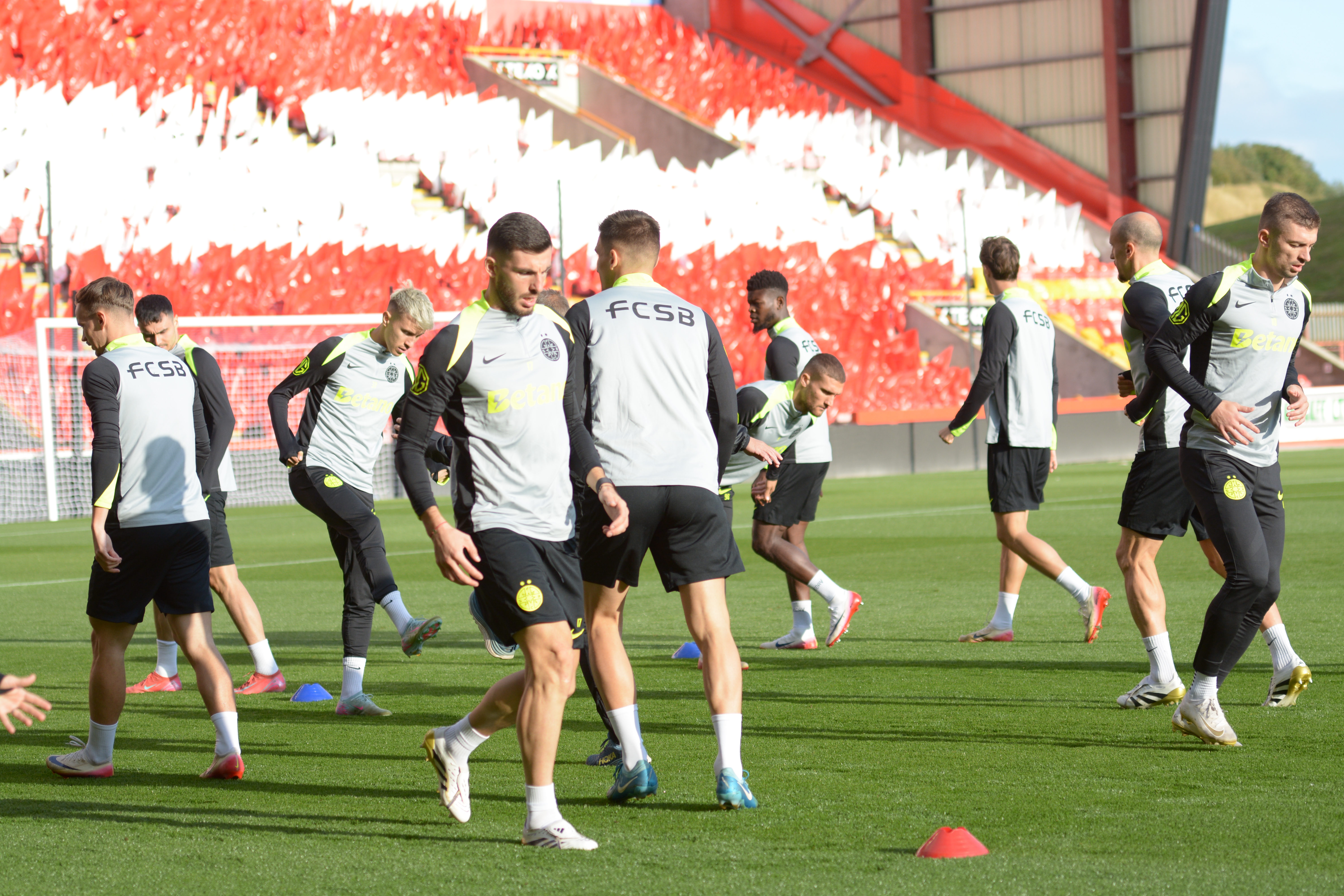 Alertă la FCSB, în ziua meciului cu Aberdeen! Gigi Becali a anunțat ce probleme are campioana României
