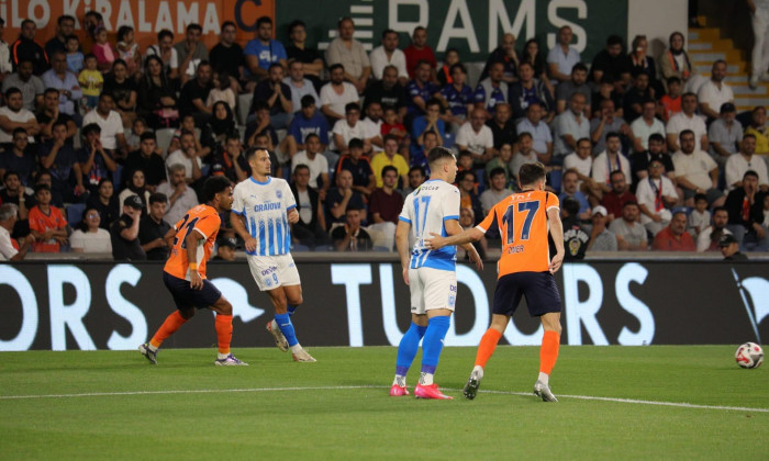 carlos mora universitatea craiova