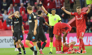 FCSB Juri Cisotti fouls Aberdeen's Nicolas Milanovic to receive a red card and be sent off during the UEFA Europa League play-off match at Pittodrie Stadium, Aberdeen. Picture date: Thursday August 21, 2025.
