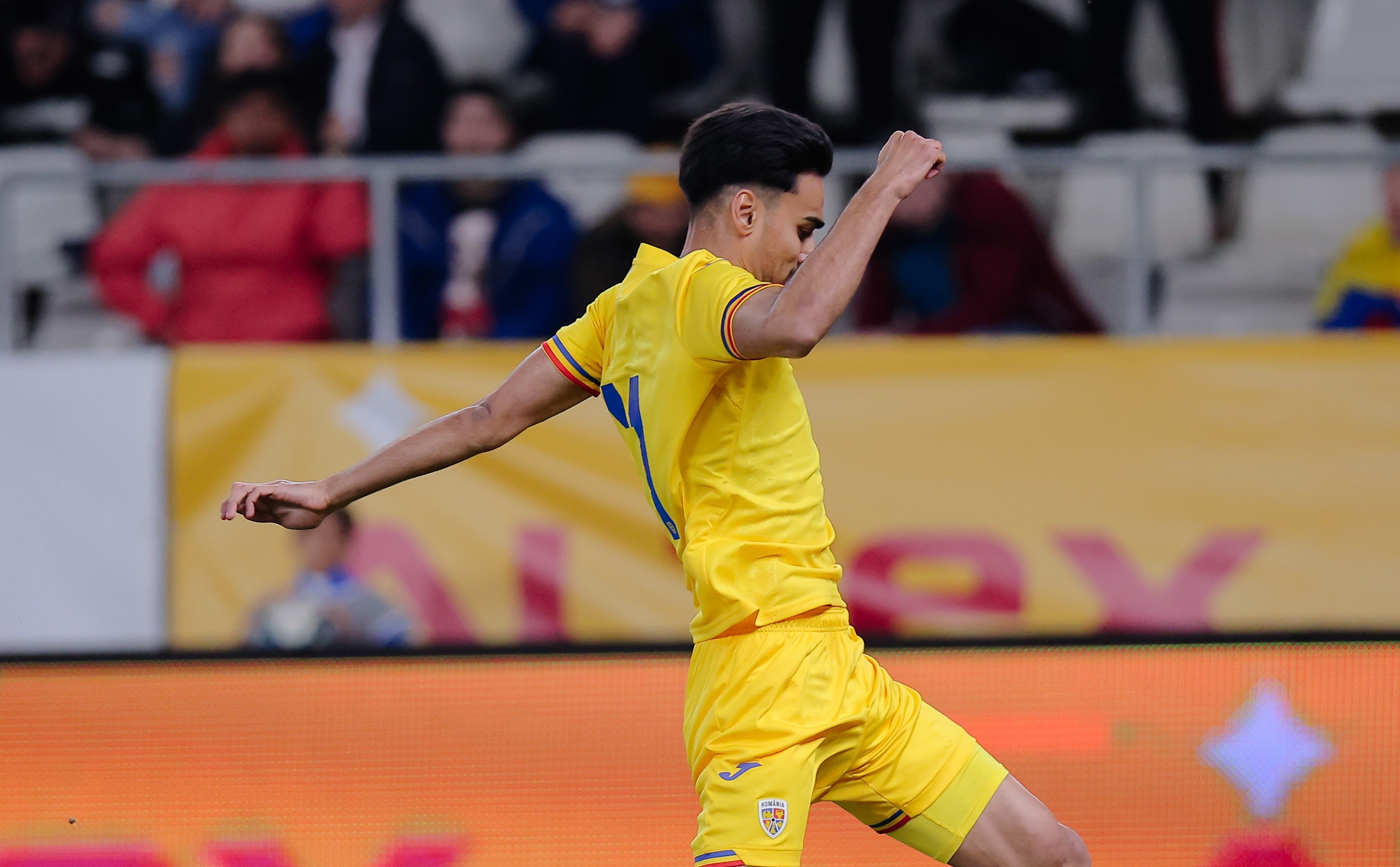 Nu are dubii: ”O să ajungă cel mai bun fotbalist român”. L-a asemănat cu Rui Costa