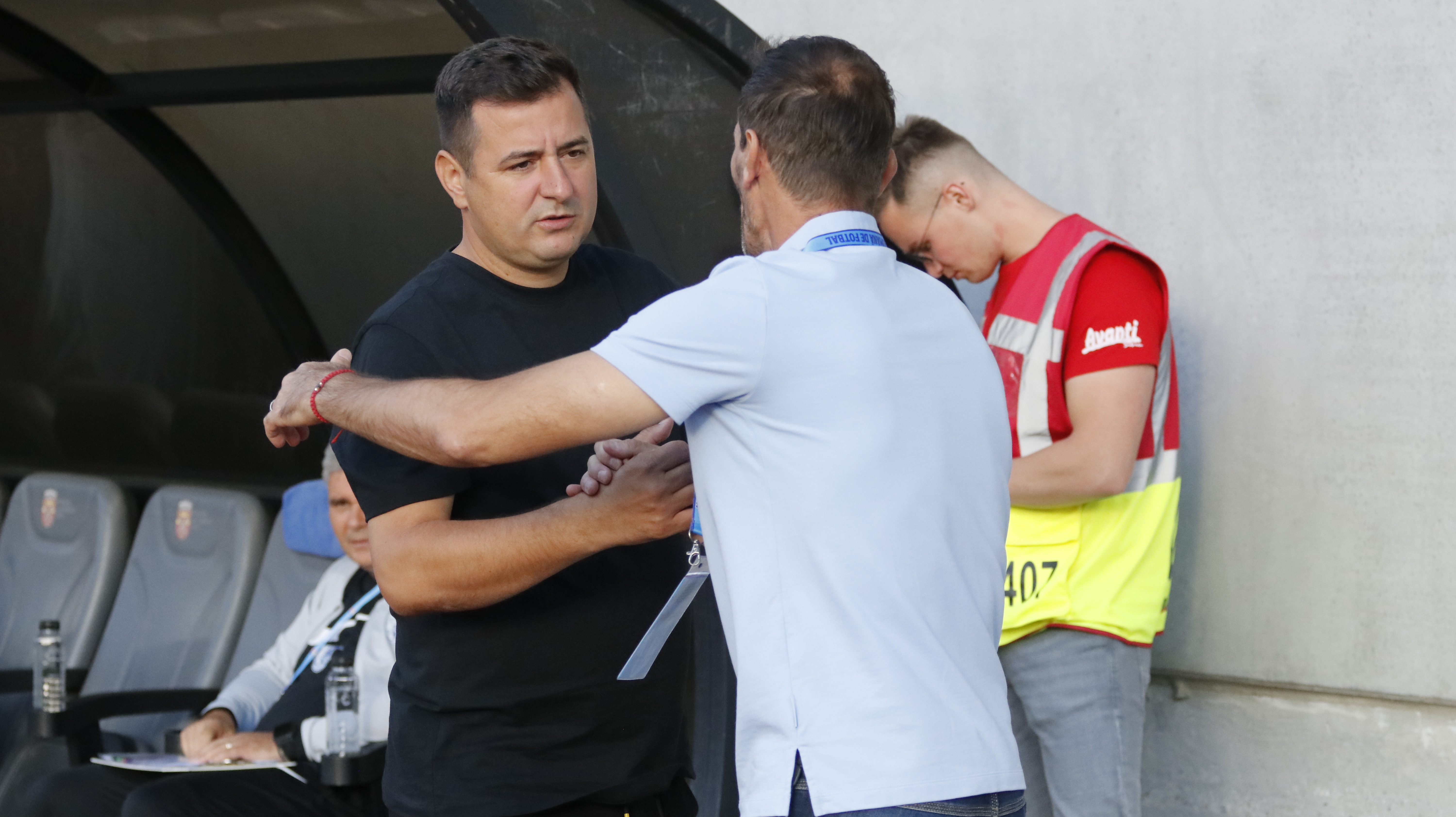”Nu e vrăjeală, e galben”. Ianis Zicu, supărat după Hermannstadt - Farul: ”Sunt lucruri clare”