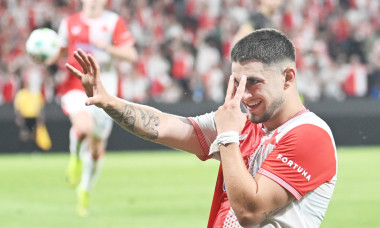 Fotbal - Chance liga 2025/26 - Slavia - Hradec Králové (v černém)