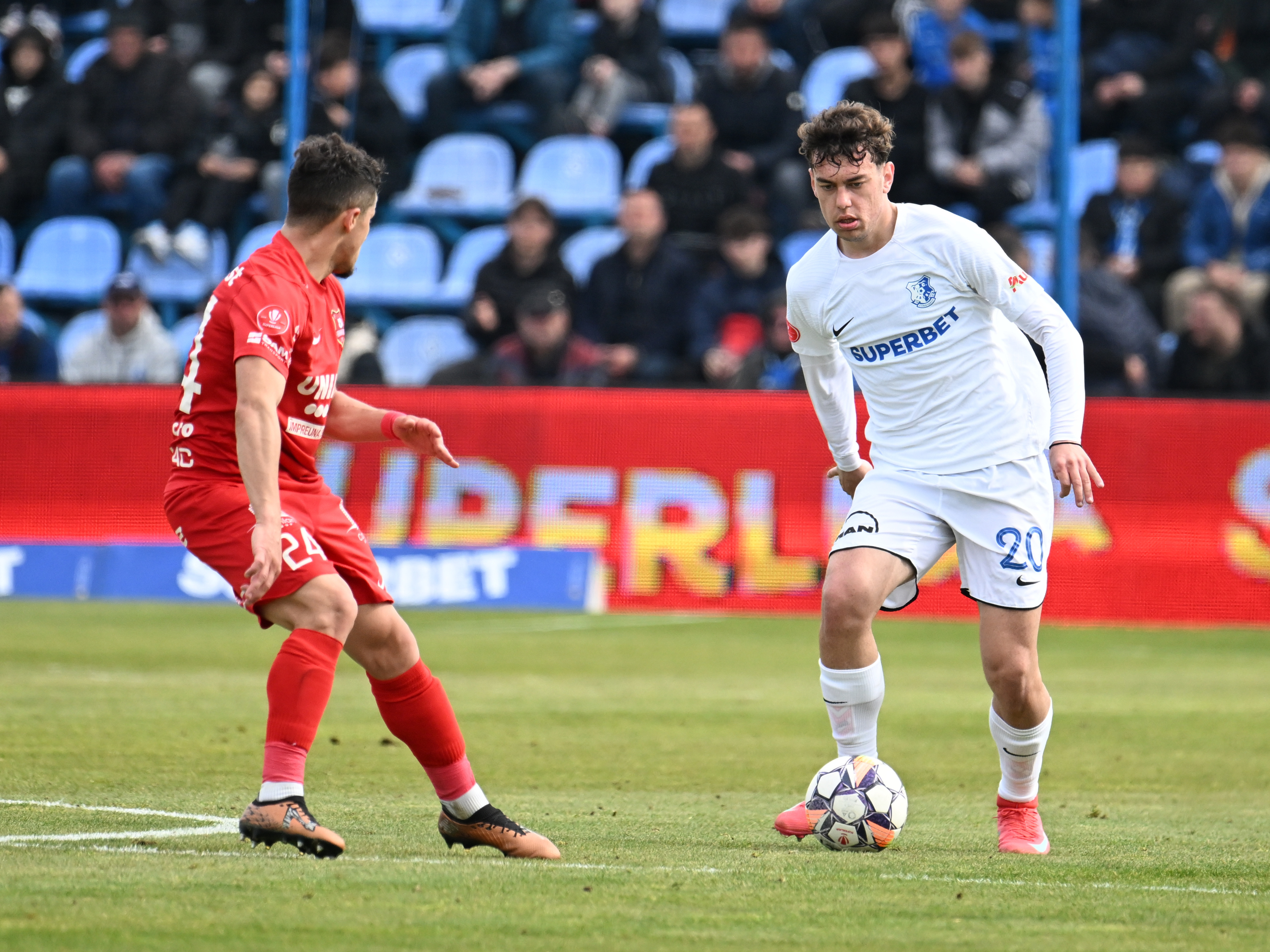 FC Hermannstadt - Farul Constanța, LIVE VIDEO, 19:00, Digi Sport 1. Sibienii, fără victorie în șase etape. Echipele