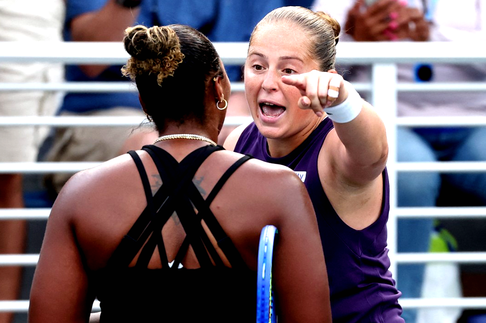 Scandal monstru la US Open: Townsend și Ostapenko au ajuns la fileu și au oferit scene neverosimile!