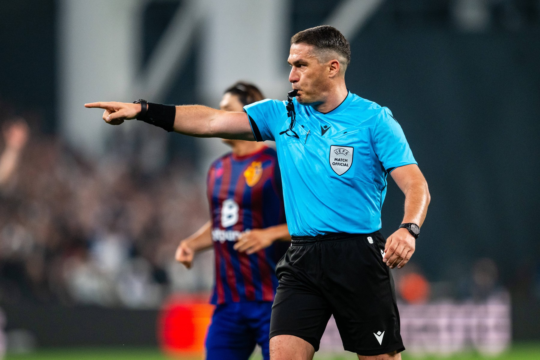 Istvan Kovacs i-a enervat pe elvețieni în Champions League: ”L-a luat de gât! E clar”. Danezii l-au descris într-un cuvânt
