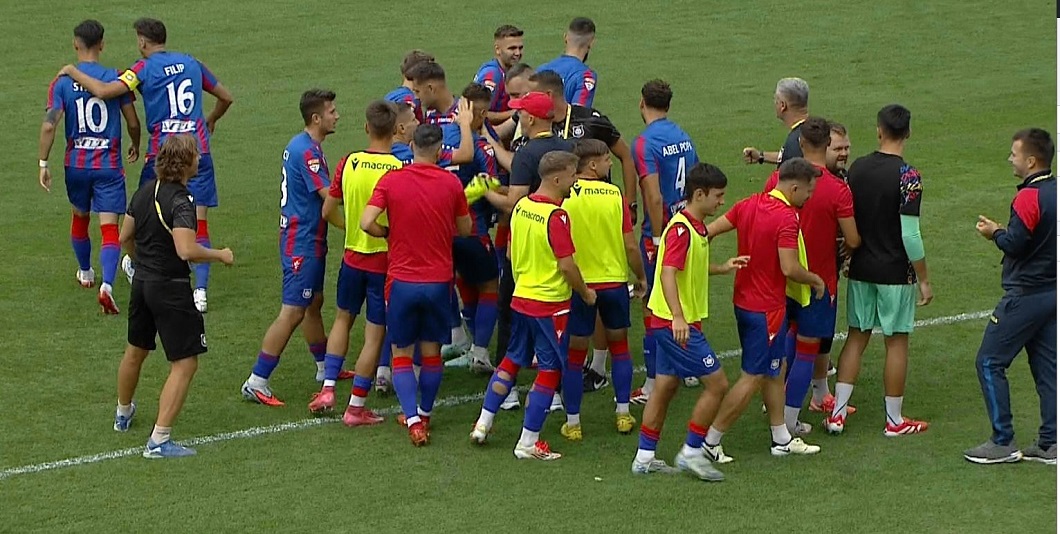 FC Bihor - Steaua 4-2 | Primul eșec al ”Militarilor” în Liga 2, după un meci interzis cardiacilor