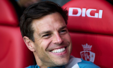 Cesar Azpilicueta of Atletico de Madrid looks on during the LaLiga EA Sports match between CA Osasuna v Atletico de Madrid at Estadio El Sadar on May