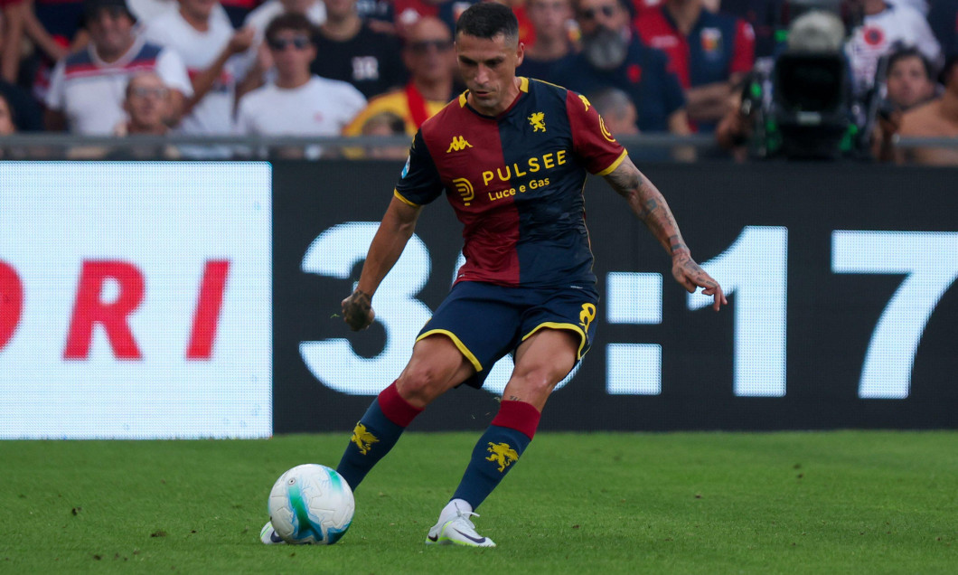 Genoa, Italy. 24th Aug, 2025. Serie A, Day 1, 23-08-2023, Genova, Stadio Ferraris, Genoa - Lecce, in the photo: Nicolae Stanciu Credit: Independent Photo Agency/Alamy Live News