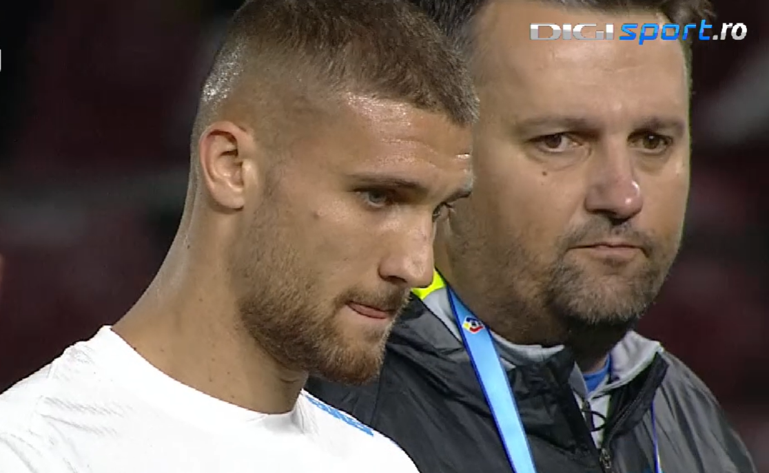 Probleme la FCSB: Daniel Bîrligea a fost schimbat după doar 12 minute!